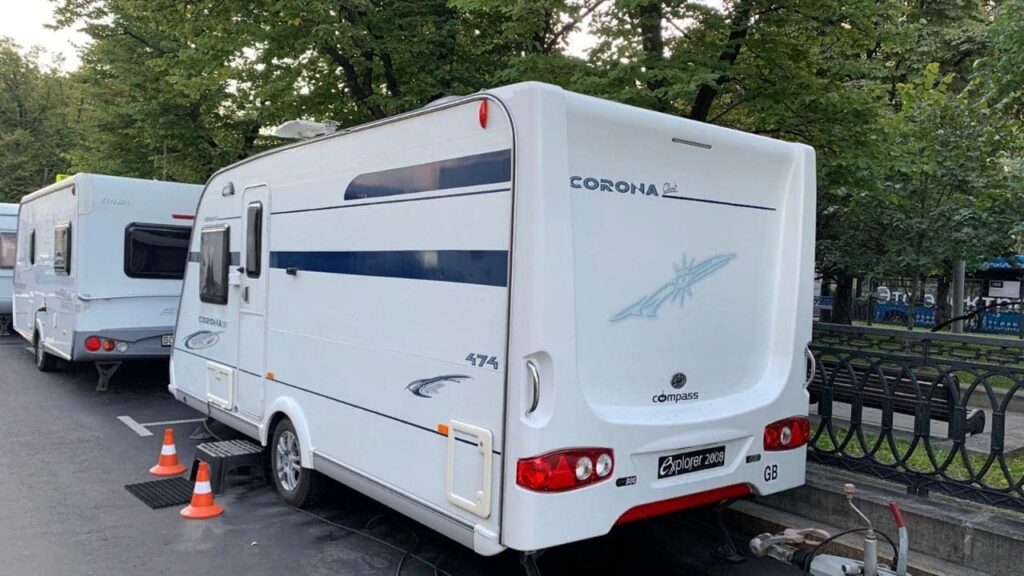 Актерский вагон Комфорт Corona Compass