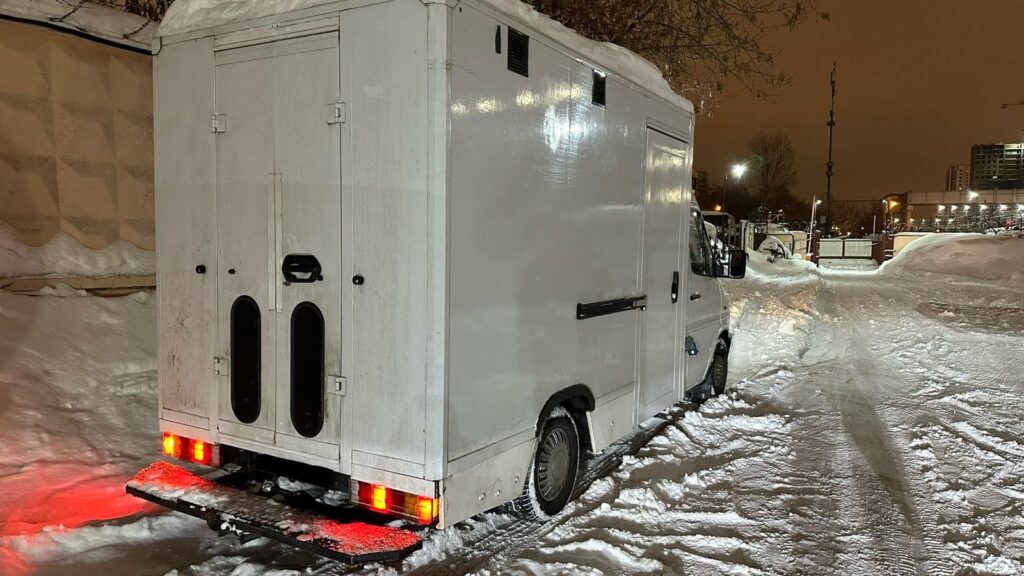 Туалетваген Mercedes-benz Sprinter Белый