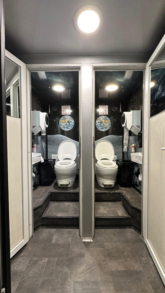 Туалетваген Mercedes-benz Sprinter Белый