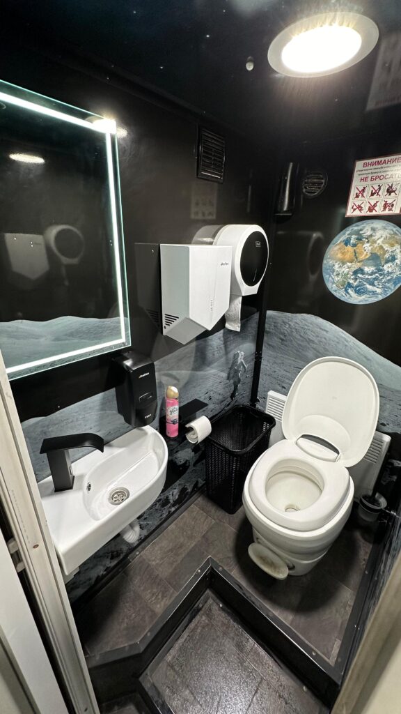 Туалетваген Mercedes-benz Sprinter Белый